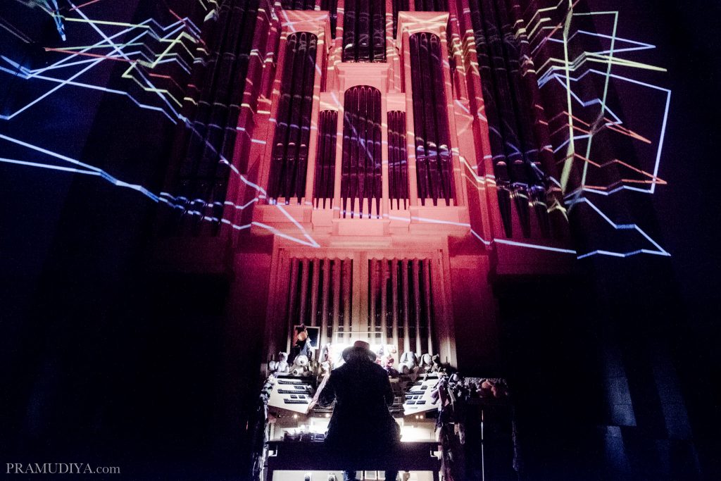 Charlemagne Palestine, Foto: Pramudiya