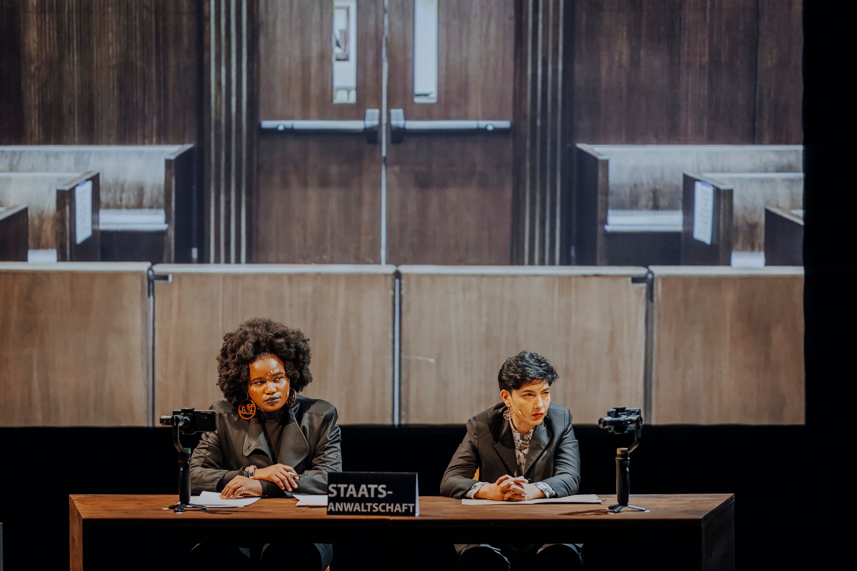 Müller / Diallo / Gurrola / Selimović, "JUSTITIA! Identity Cases", Showcase Düsseldorf, Impulse Theater Festival 2023, Foto: Christine Miess